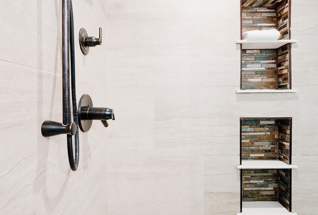 Photo of Bathroom in Peak 8