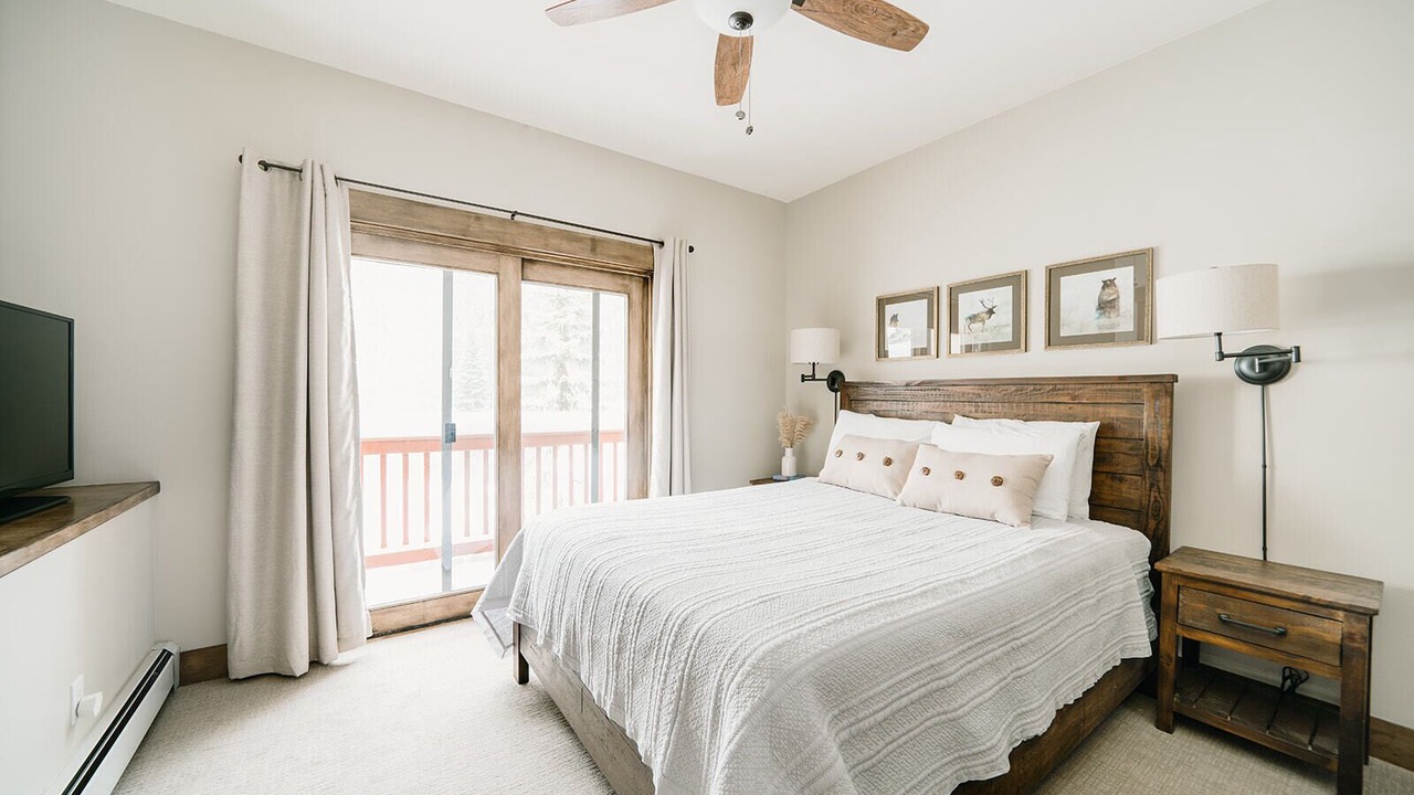 Photo of Patio Balcony in Peak 8