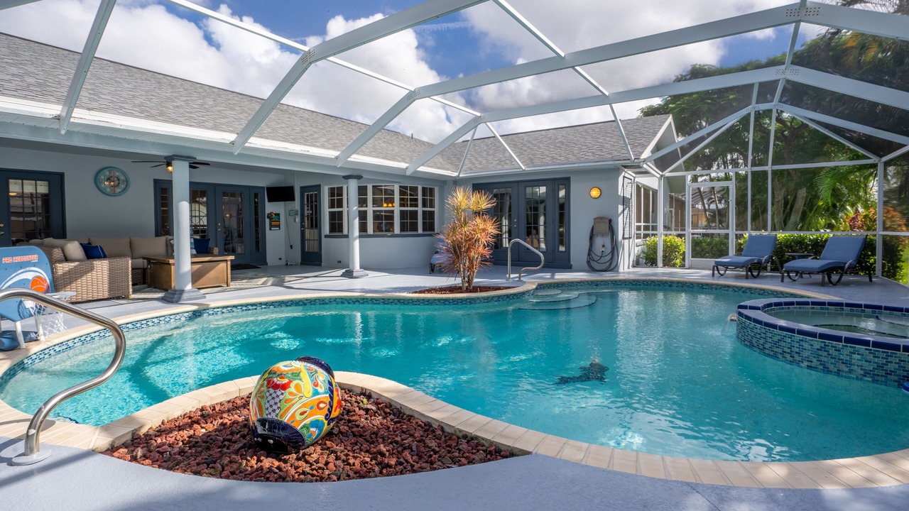 Photo of Outdoor in Pelican