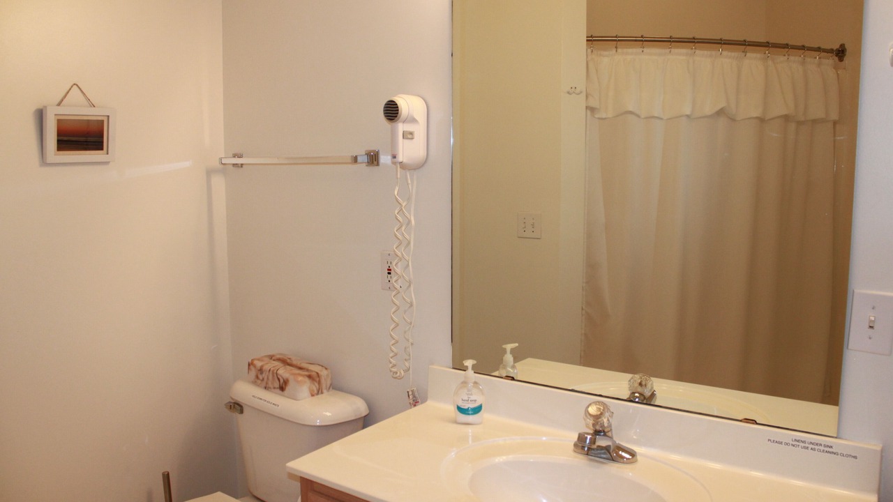 Photo of Bathroom in Sea Trail