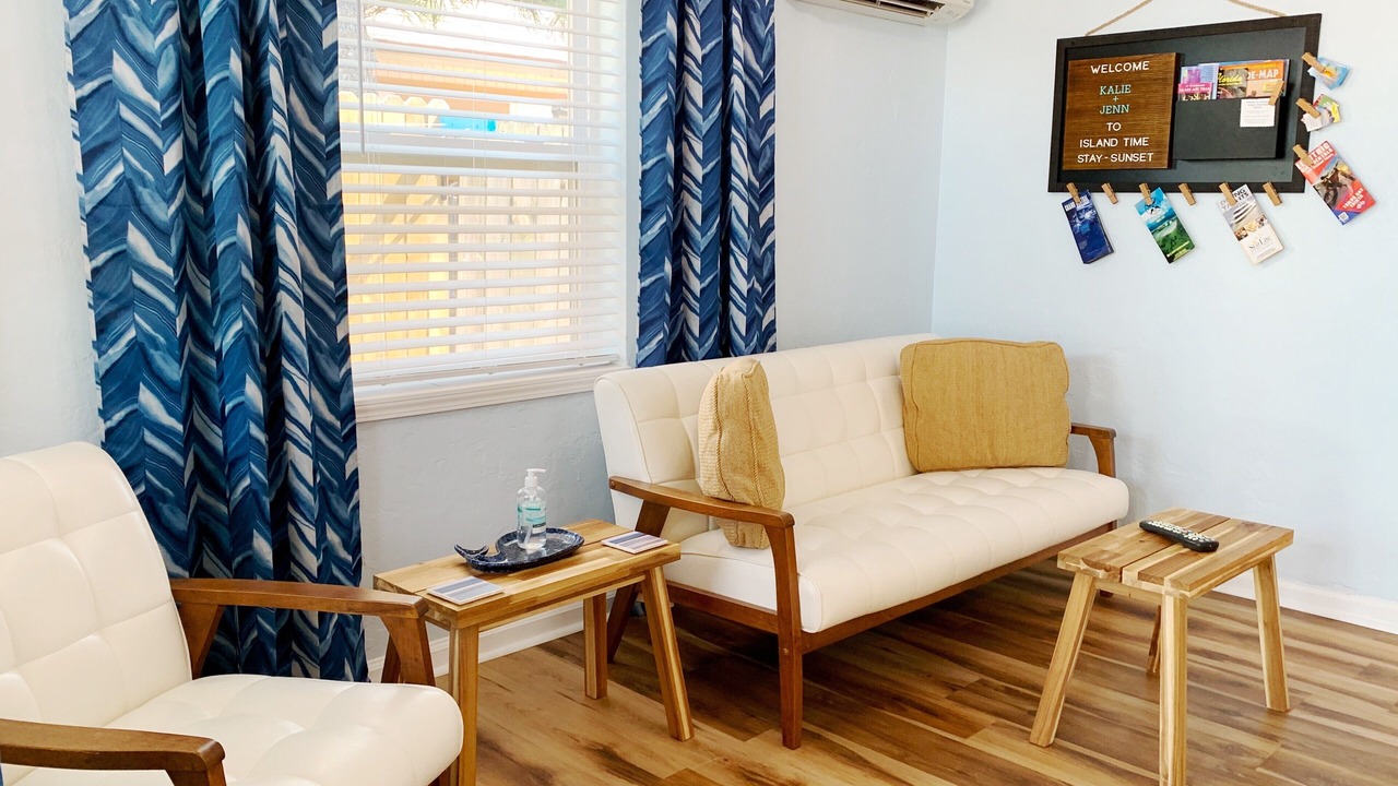 Photo of Livingroom in Treasure Island