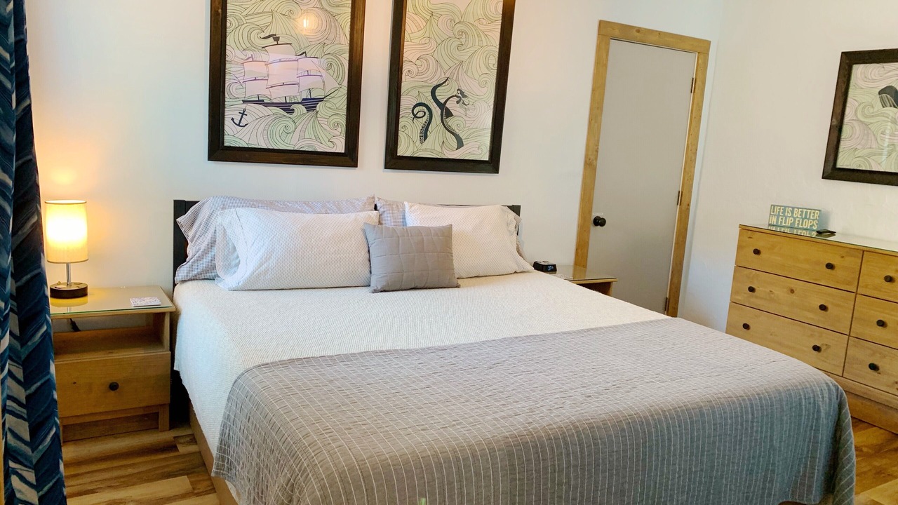 Photo of Bedroom in Treasure Island