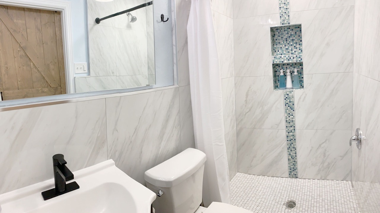 Photo of Bathroom in Treasure Island