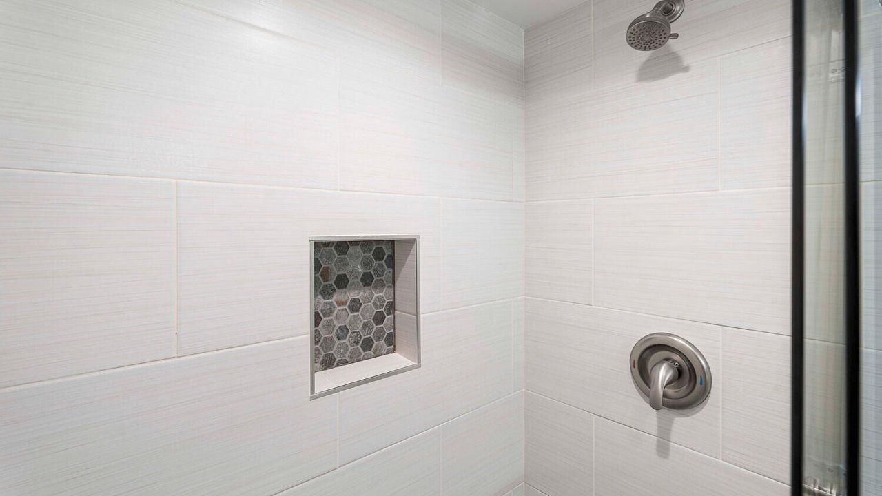 Photo of Bathroom in Kahaluu Bay