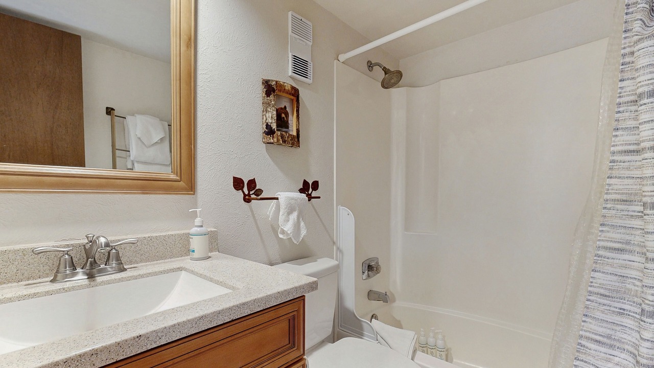 Photo of Bathroom in Wildernest