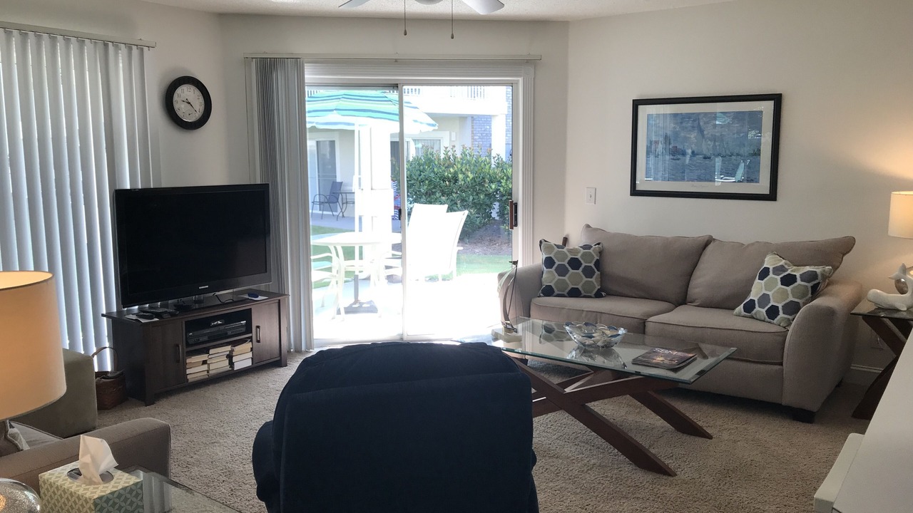 Photo of Livingroom in Sunset Beach