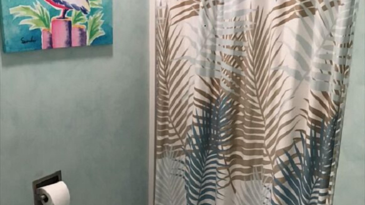 Photo of Bathroom in Sunset Beach