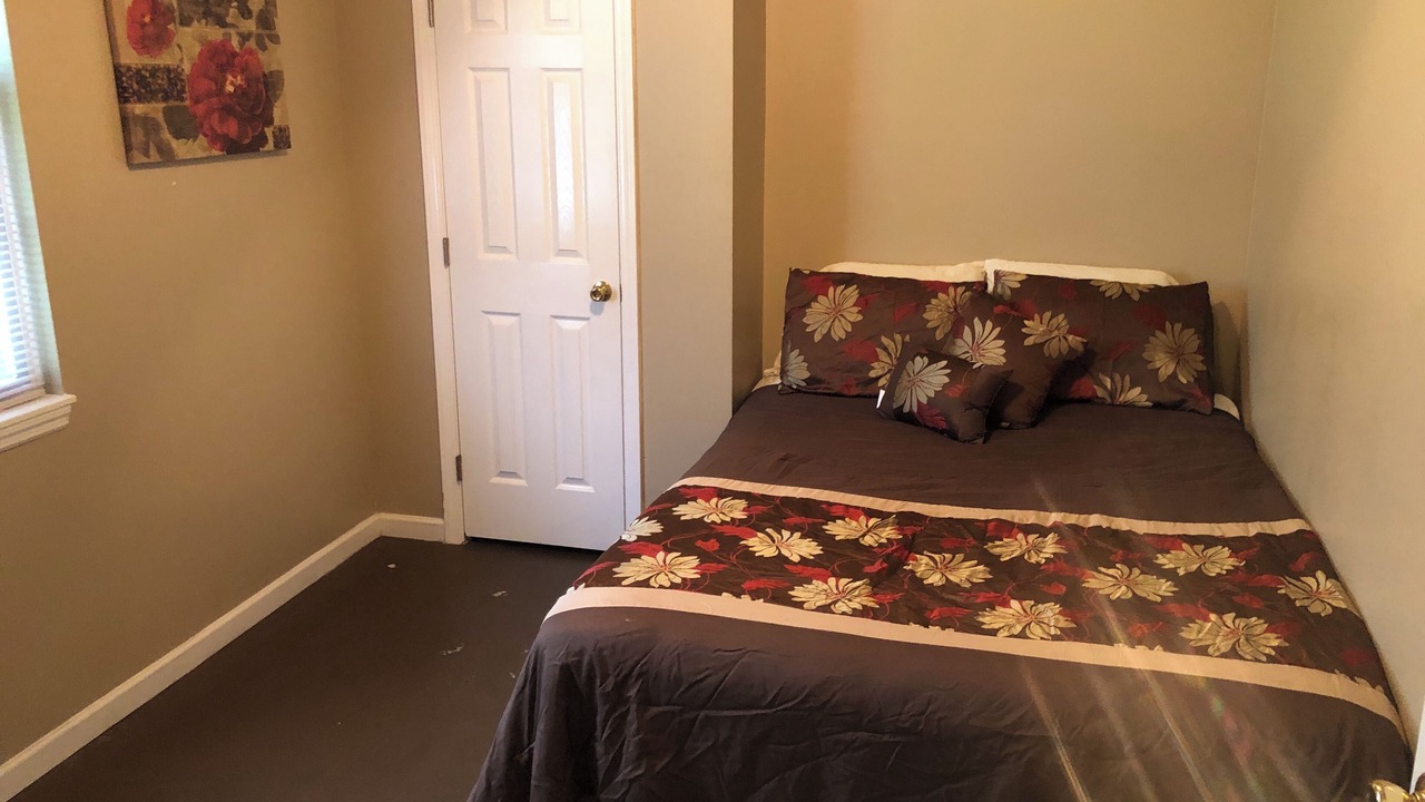 Photo of Bedroom in Seneca