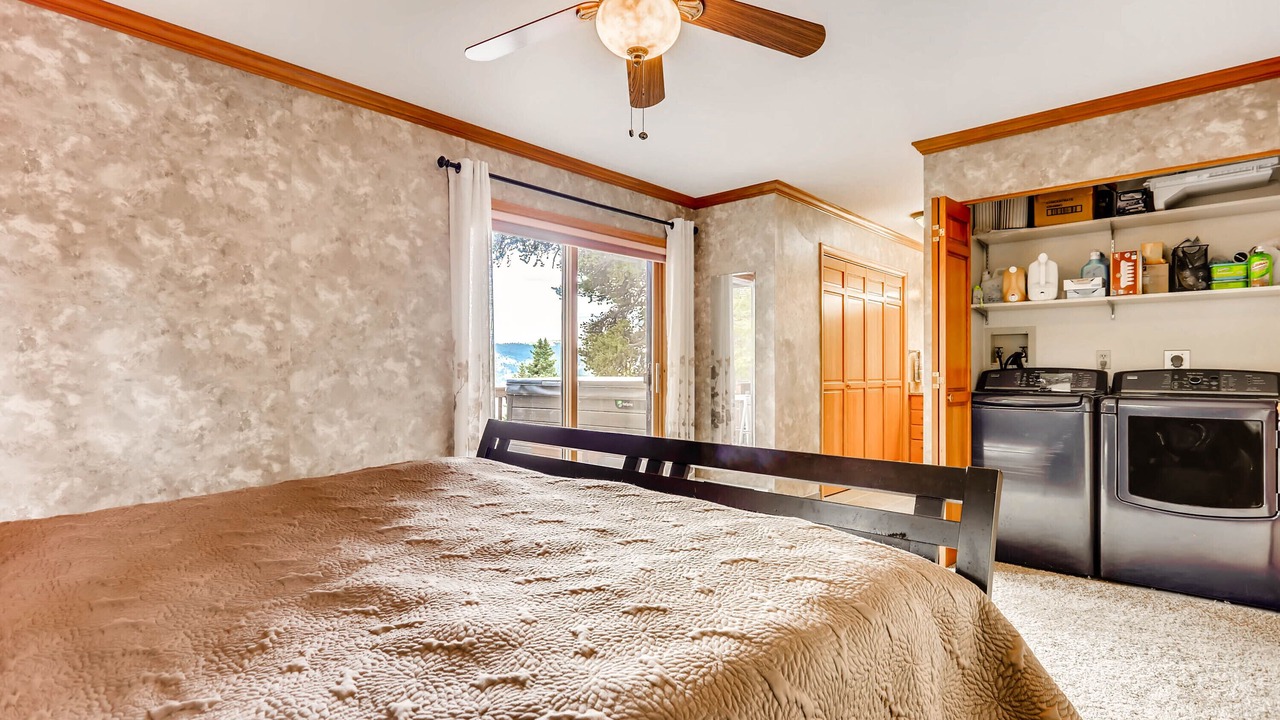 Photo of Bedroom in Alma