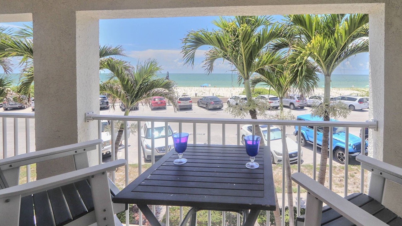 Photo of Patio Balcony in Pass-a-Grille Historic District