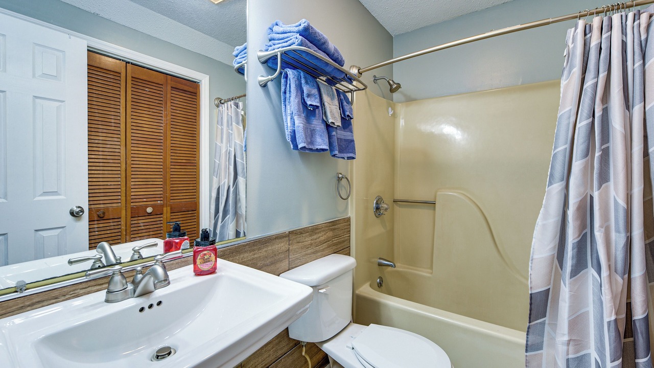 Photo of Bathroom in Little River