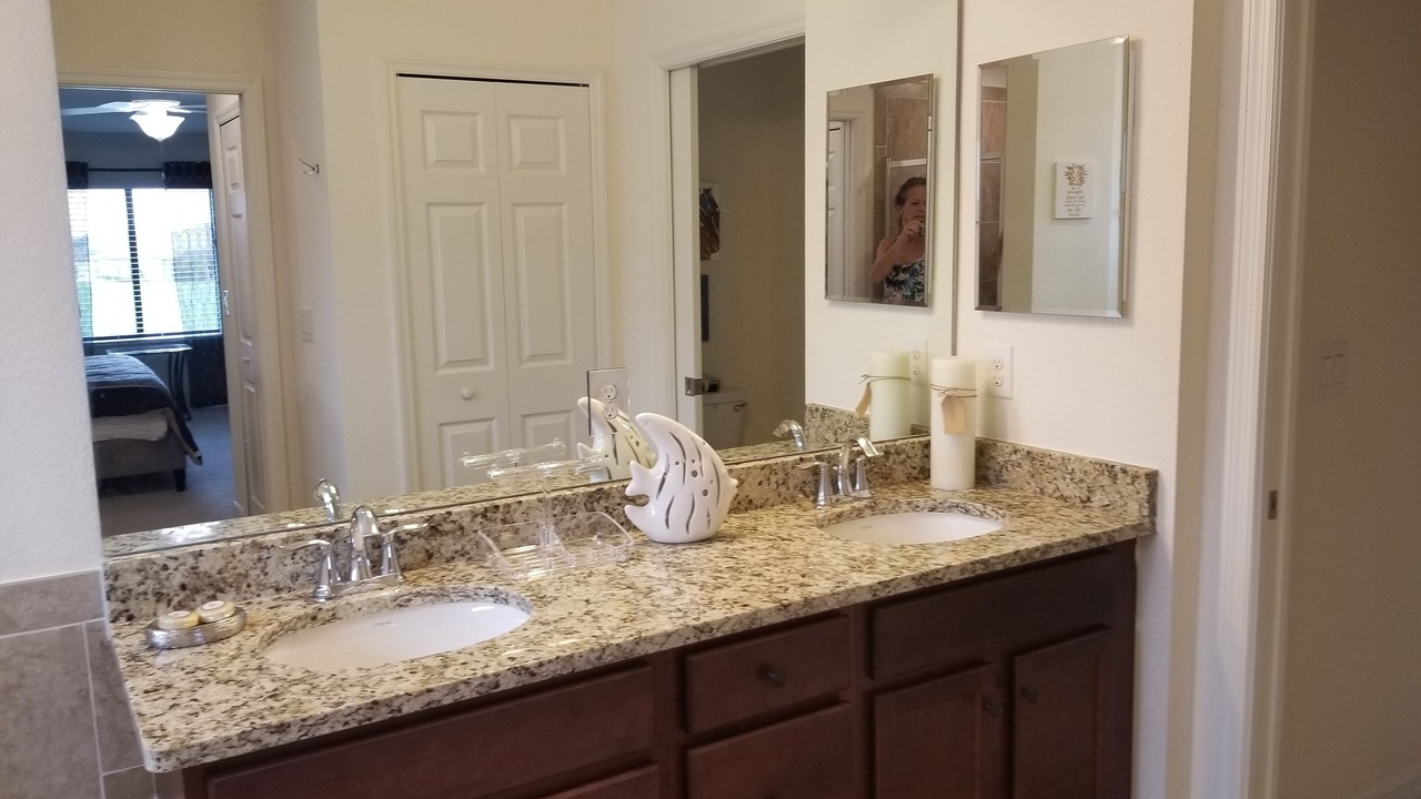 Photo of Bathroom in Lakewood Ranch