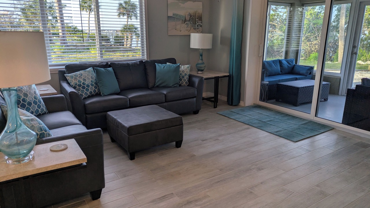 Photo of Livingroom in Englewood