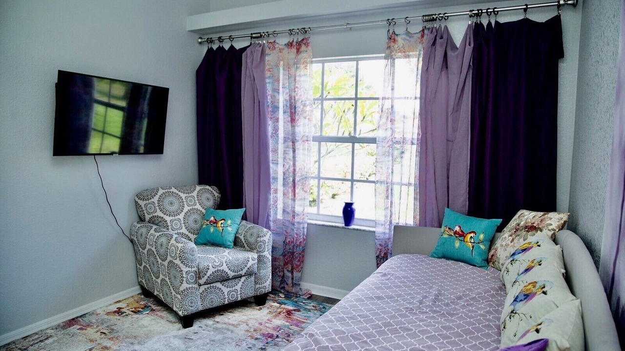 Photo of Bedroom in Broadmoor