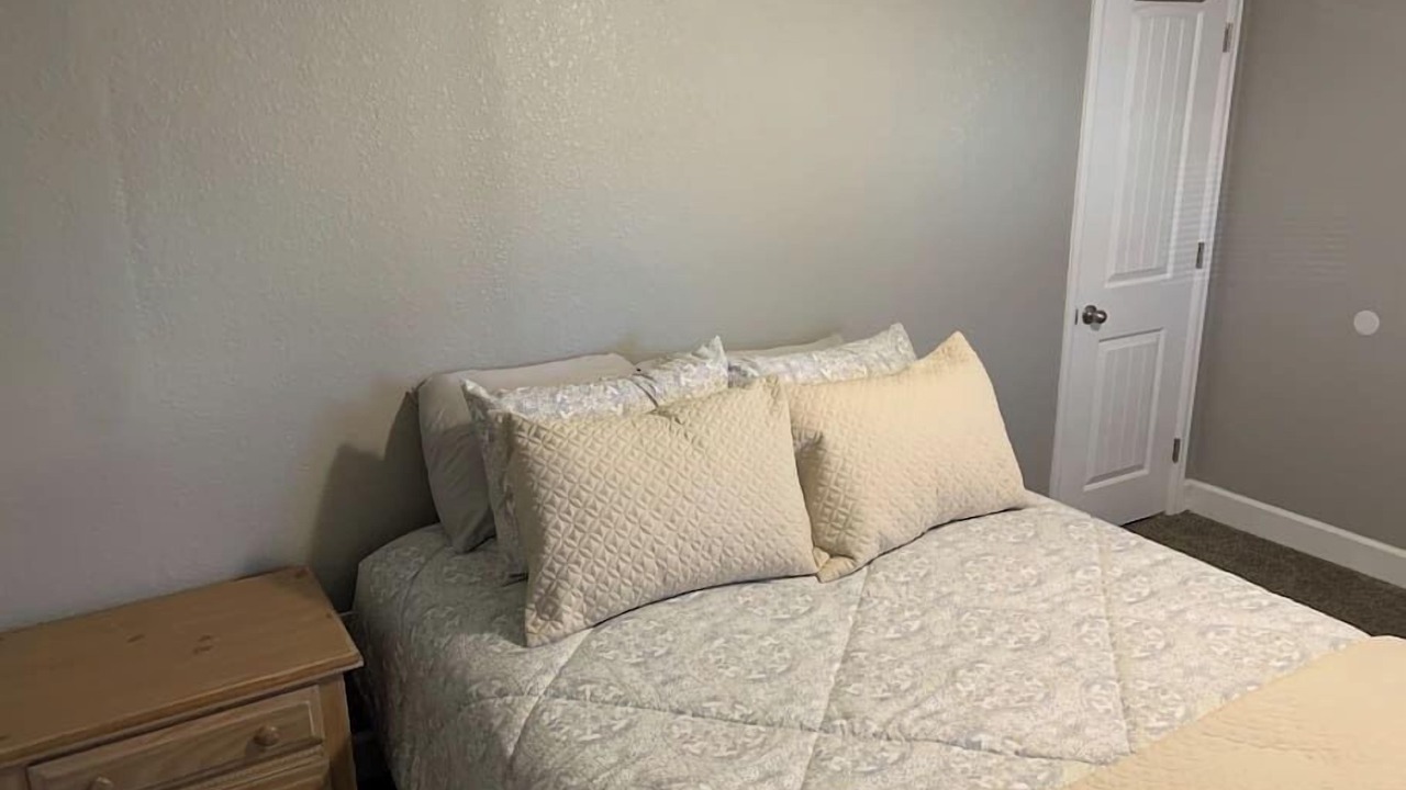 Photo of Bedroom in Dupont