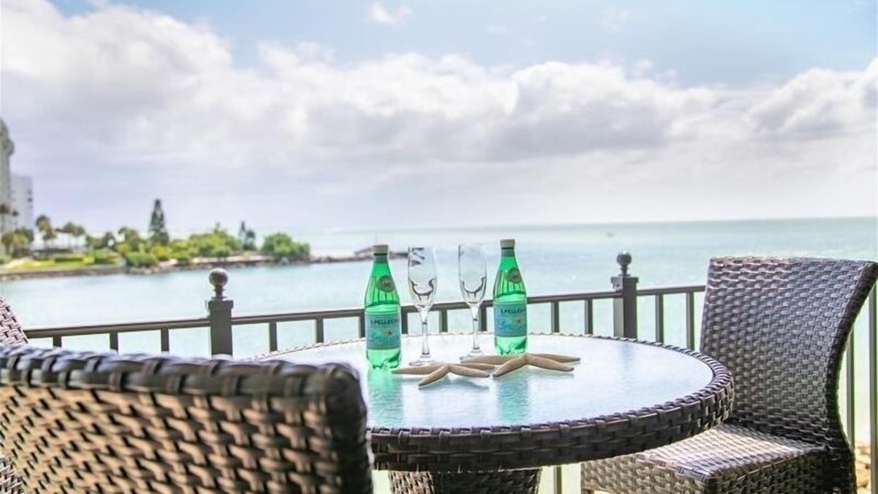 Photo of Patio Balcony in Sunset Beach