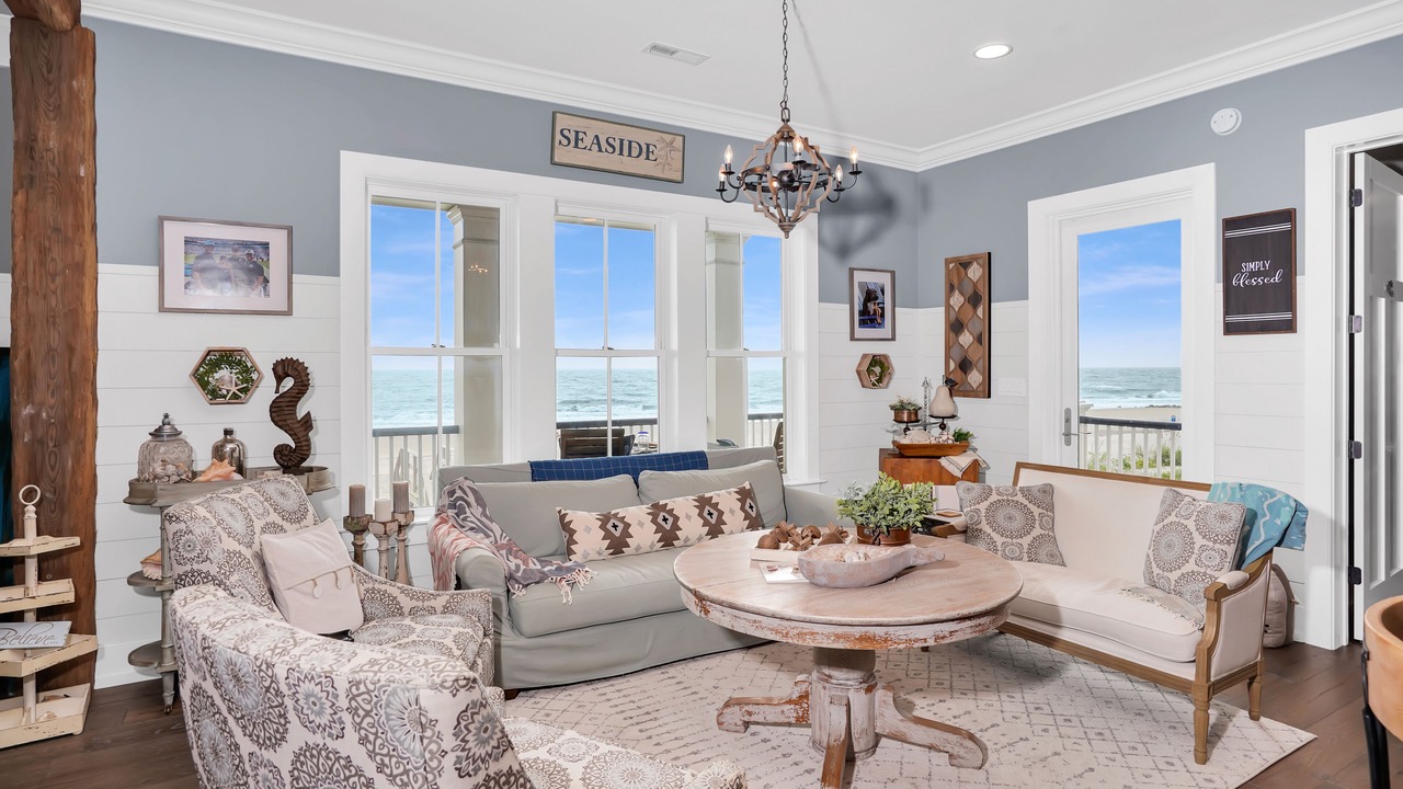 Photo of Livingroom in Inlet Harbour