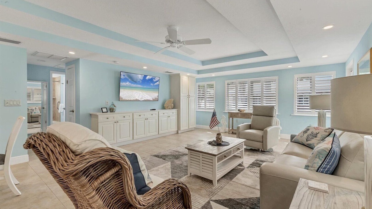 Photo of Livingroom in Central Sarasota