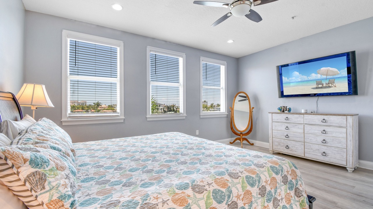 Photo of Bedroom in Clearwater Beach