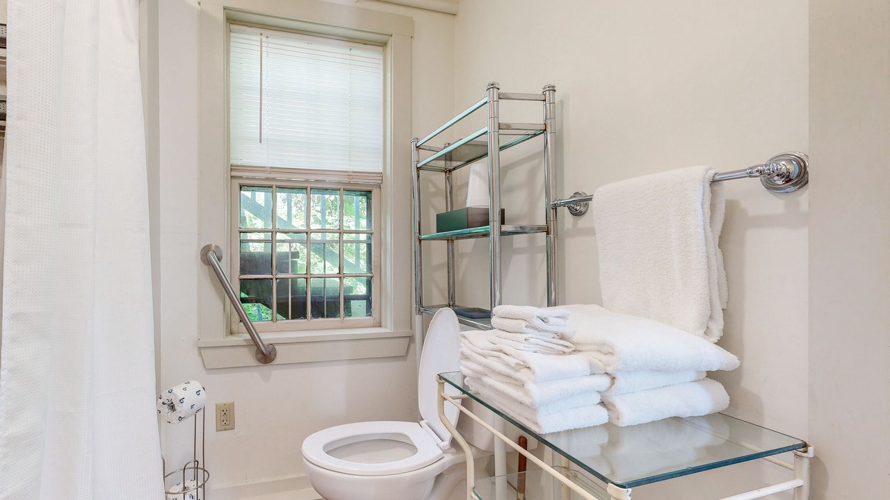 Photo of Bathroom in Wiscasset
