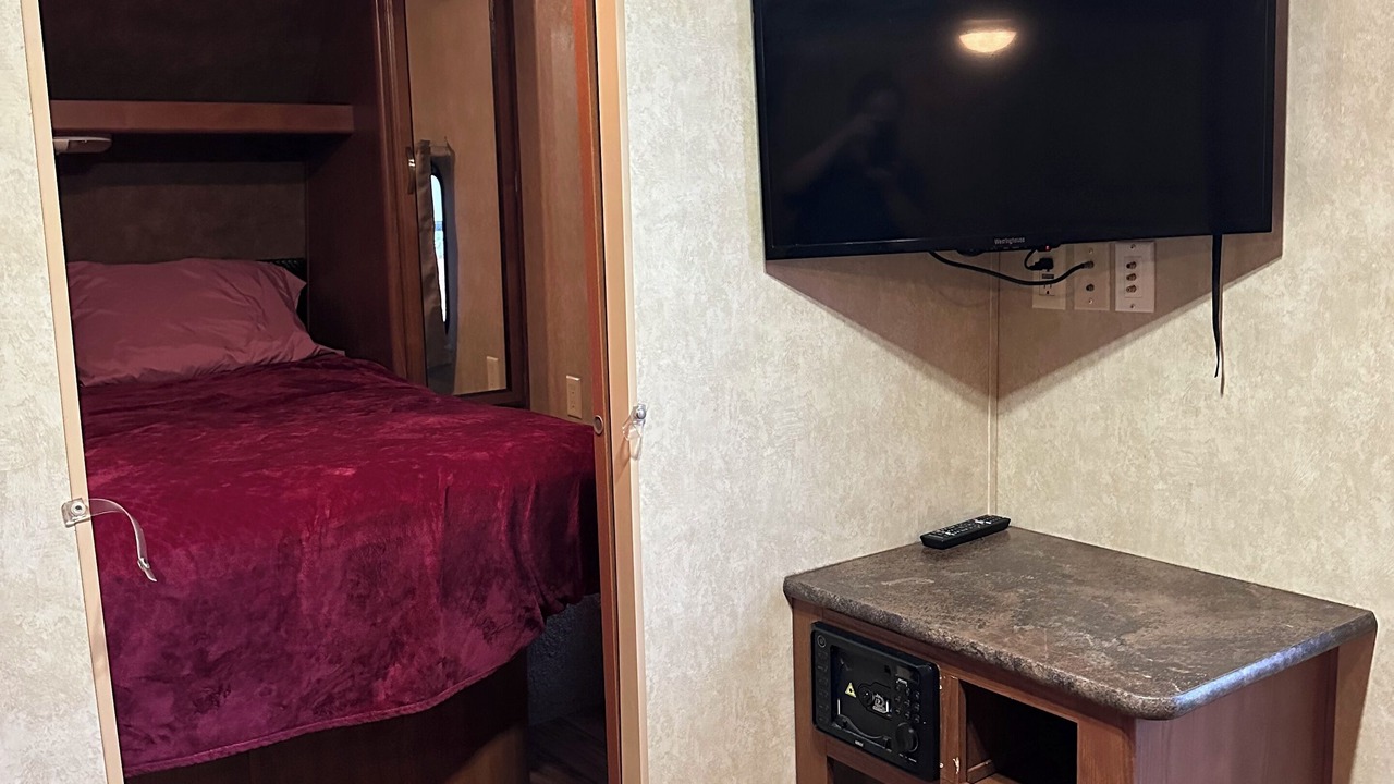 Photo of Bedroom in Clarendon