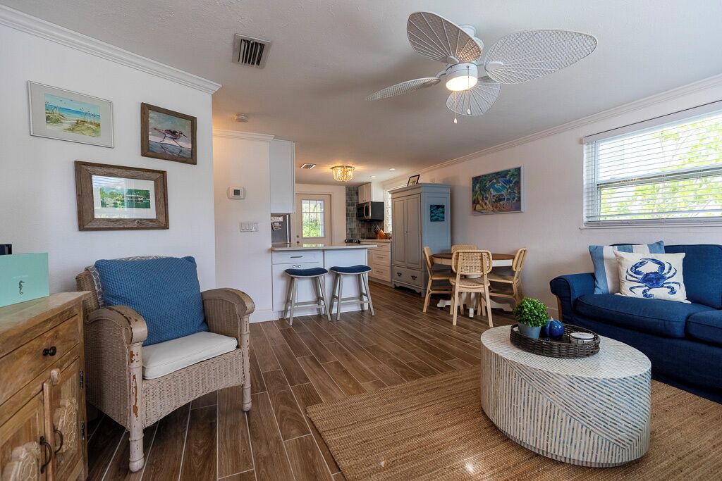 Photo of Livingroom in Anna Maria