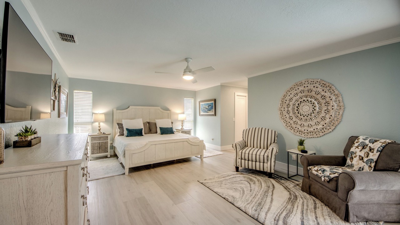 Photo of Bedroom in Pelican