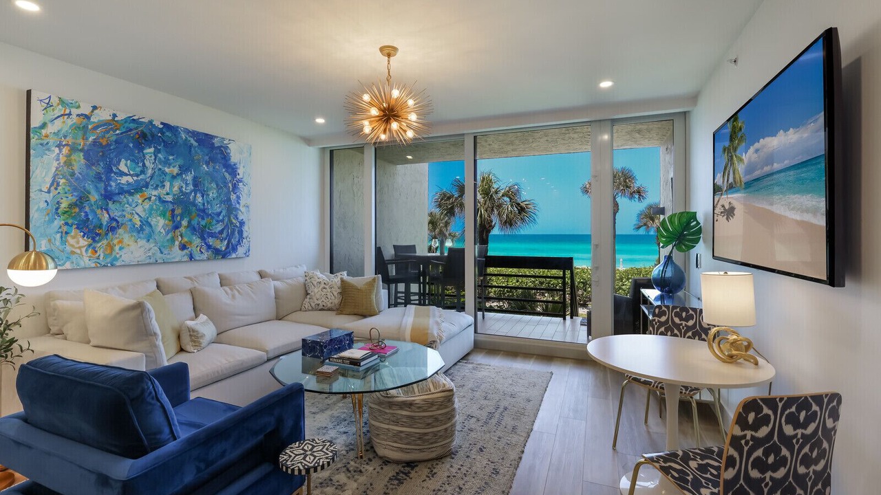 Photo of Livingroom in Longboat Key