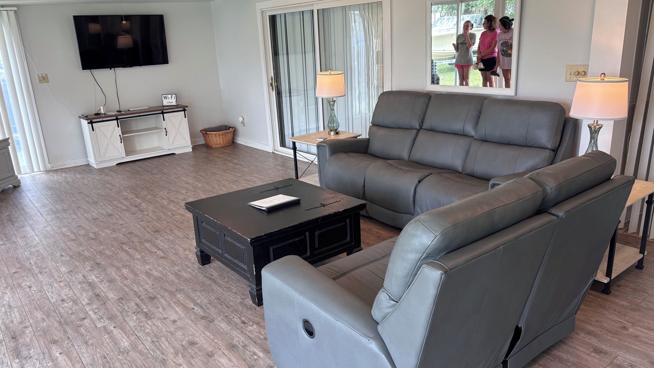 Photo of Bedroom in Lake Waccamaw