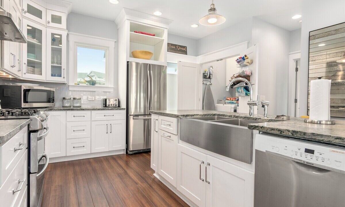 Photo of Kitchen in Flora's Bluff