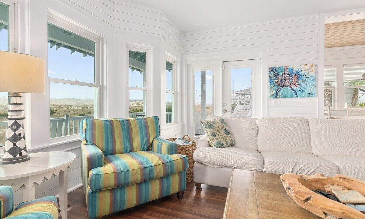 Photo of Livingroom in Flora's Bluff