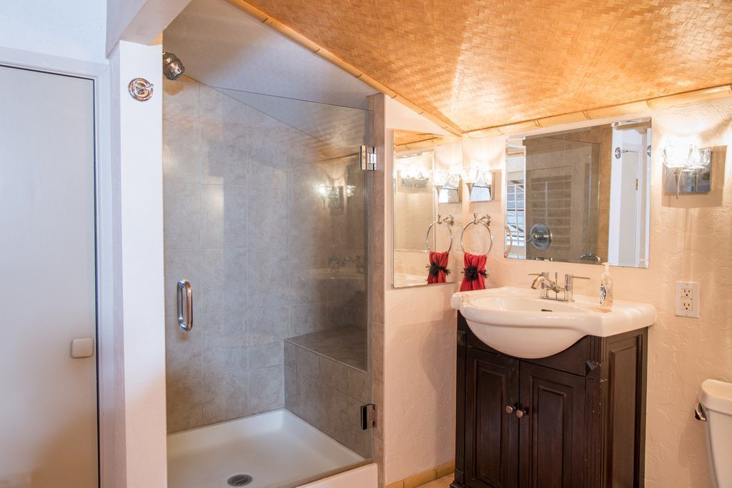 Photo of Bathroom in Waikoloa Village