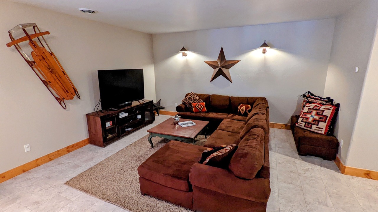 Photo of Livingroom in Warrior's Mark
