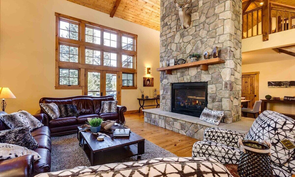 Photo of Livingroom in Warrior's Mark