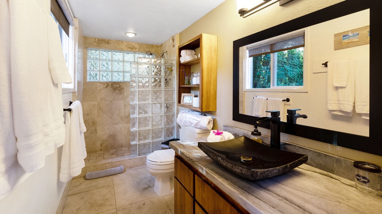 Photo of Bathroom in Makawao