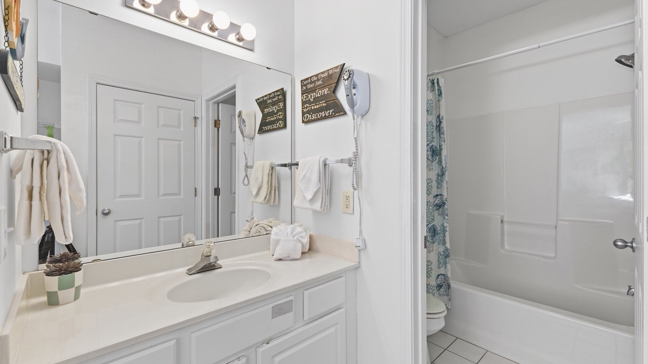 Photo of Bathroom in Sea Trail