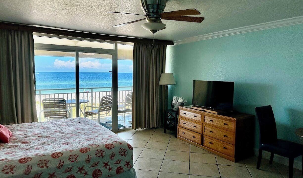 Photo of Bedroom in Bradenton Beach