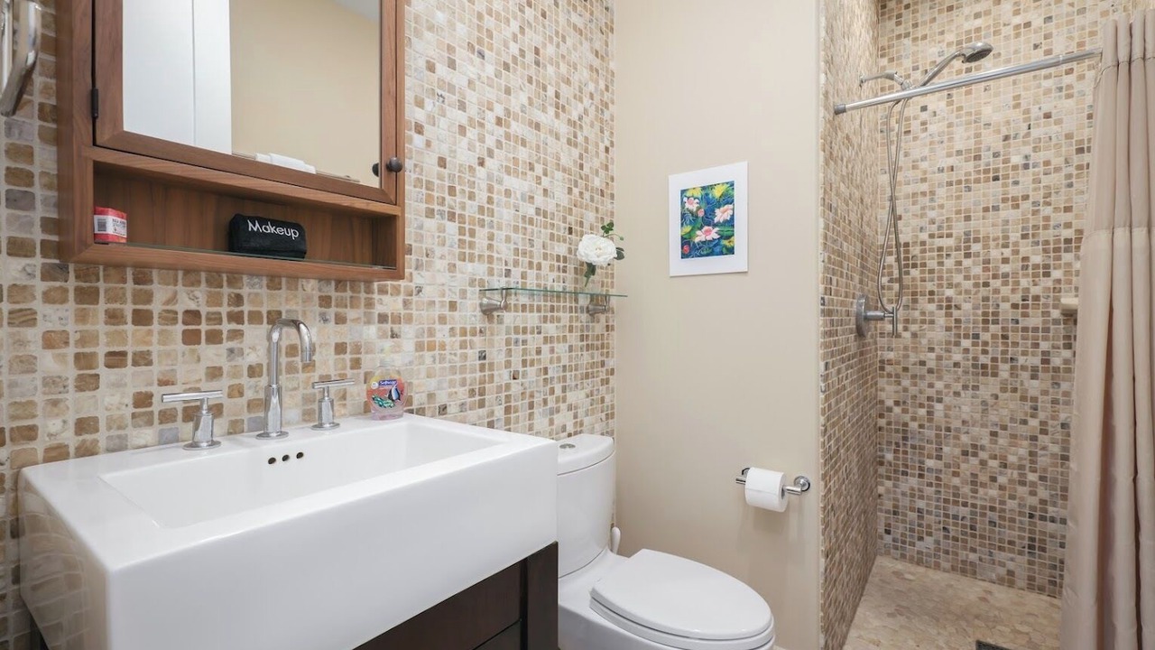 Photo of Bathroom in Kamuela