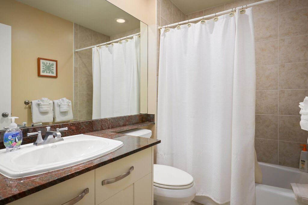 Photo of Bathroom in Kahaluu-Keauhou