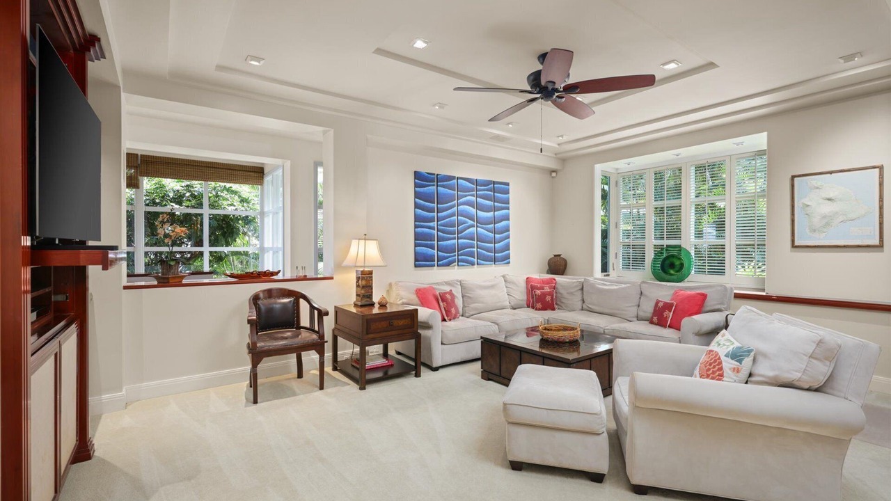 Photo of Bedroom in Kahaluu-Keauhou