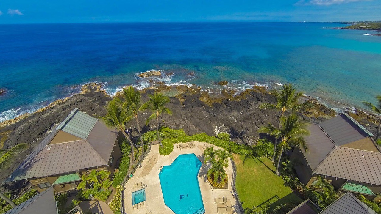 Photo of Outdoor in Kahaluu Bay