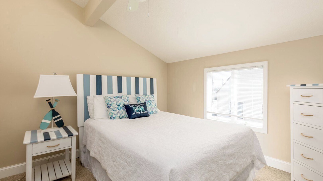 Photo of Bedroom in Sunset Beach