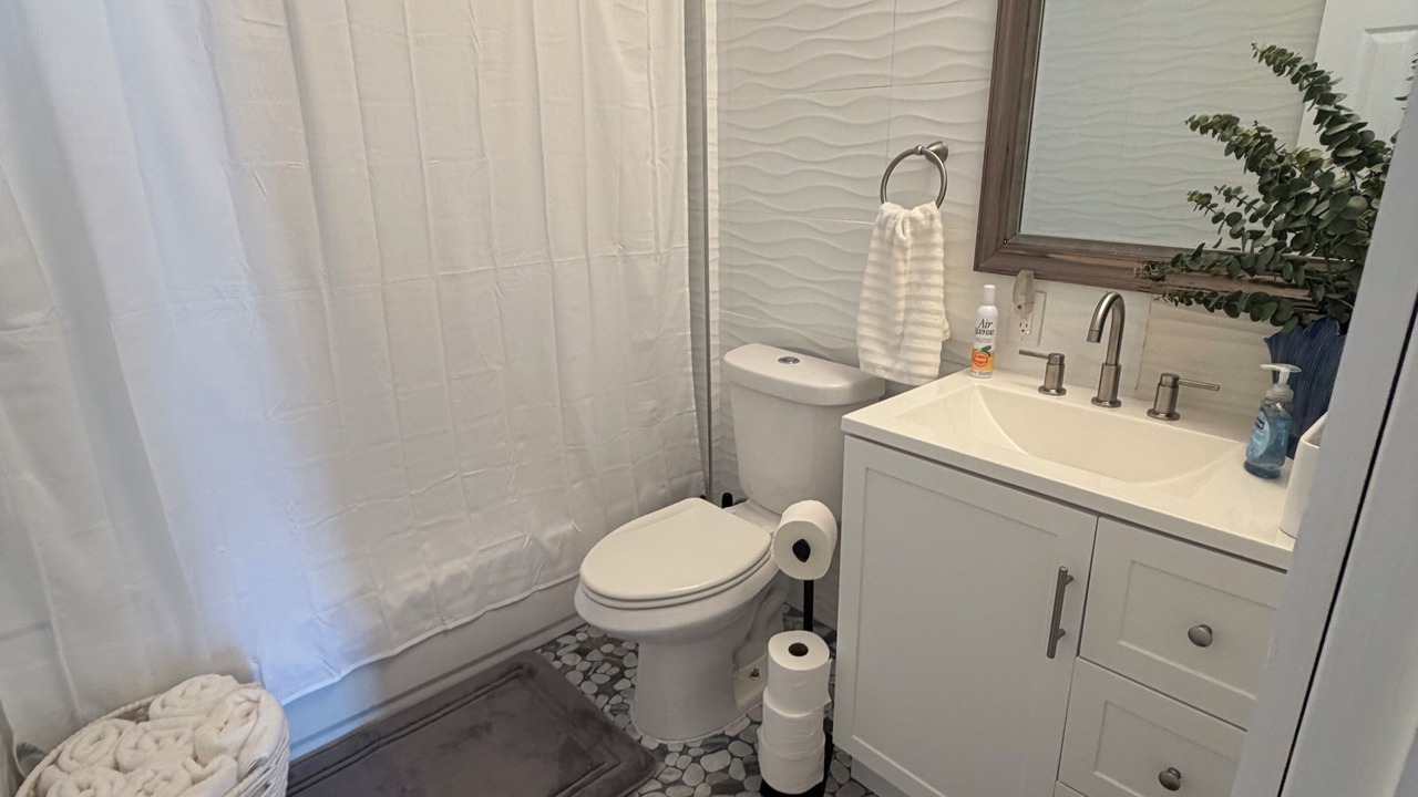 Photo of Bathroom in Sunset Beach