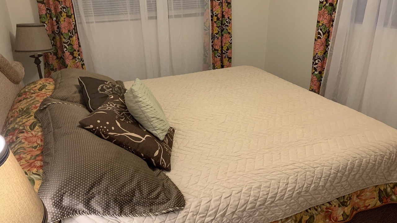 Photo of Bedroom in Pukalani
