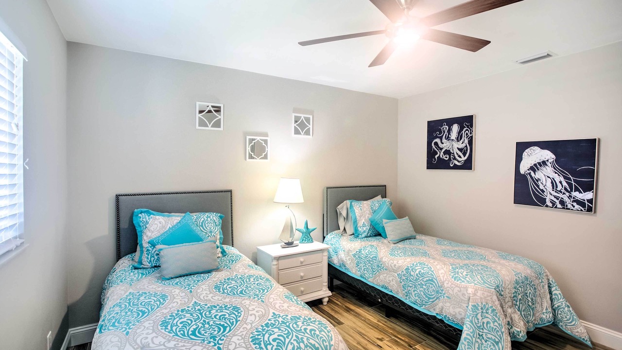 Photo of Bedroom in Naples Park