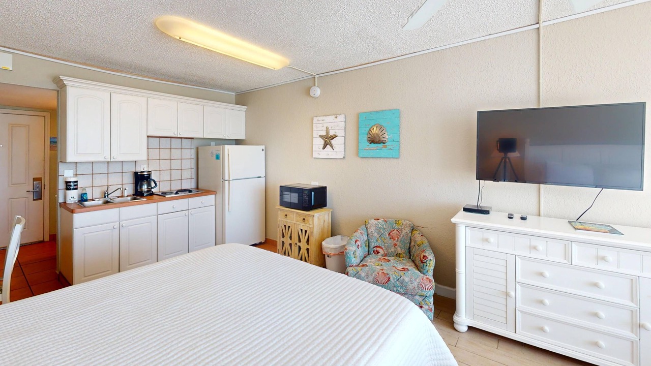 Photo of Bedroom in Treasure Island