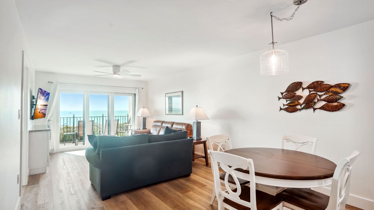 Photo of Livingroom in Sunset Beach