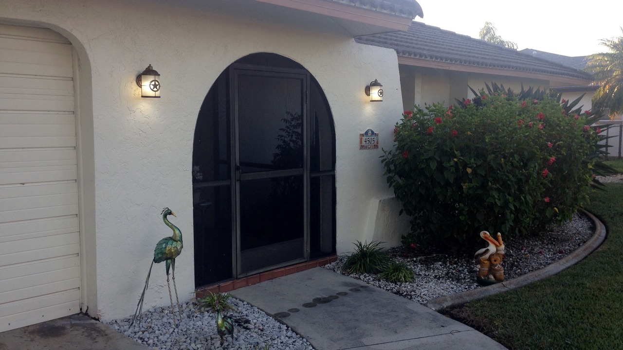 Photo of Outdoor in Pelican