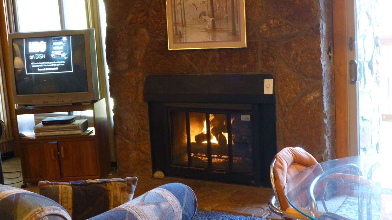Photo of Livingroom in Peak 8