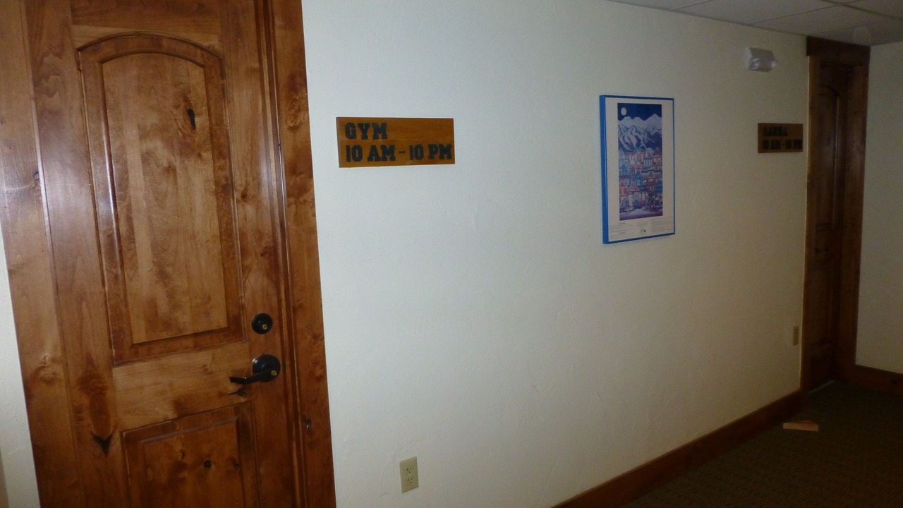 Photo of Bedroom in Peak 8